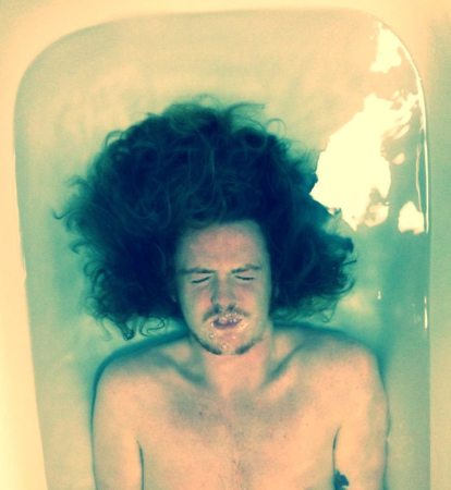 1012726_10151808116978863_881570081_n